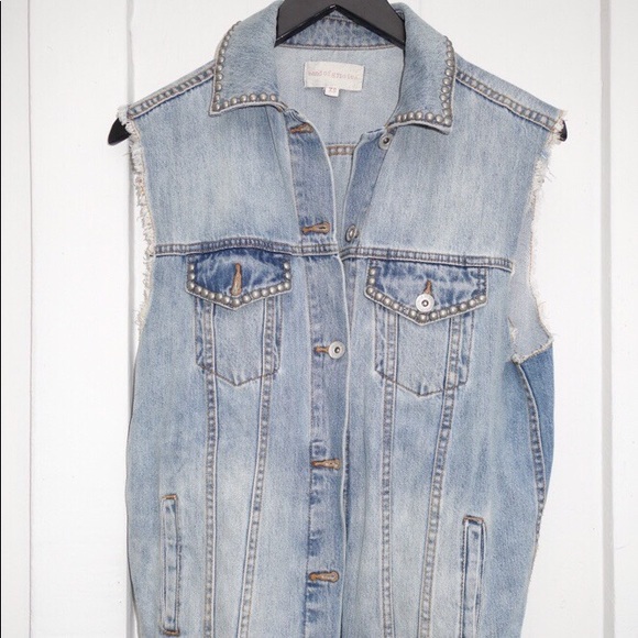 BAND OF GYPSIES vintage inspired denim vest. - Picture 2 of 4